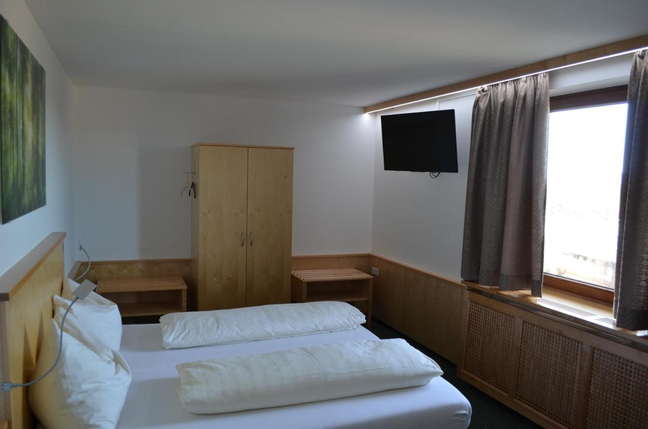 Gasthof Alte Tanne Hof bei Salzburg Dış mekan fotoğraf