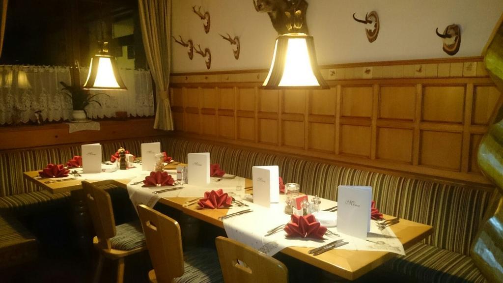 Gasthof Alte Tanne Hof bei Salzburg Dış mekan fotoğraf